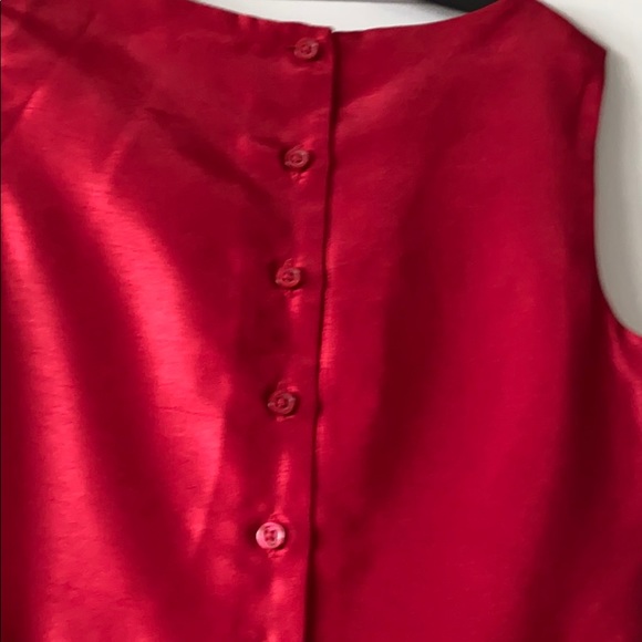 Girls red dress. - Picture 3 of 4